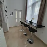 Lejlighed Deri Kert Apartmanhaz A Baja