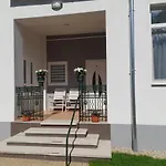 Lejlighed Deri Kert Apartmanhaz A *