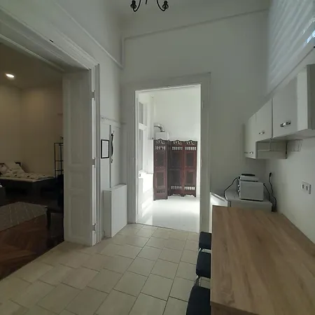 Apartment Deri Kert Apartmanhaz A