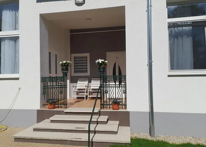 Apartmán Deri Kert Apartmanhaz A *